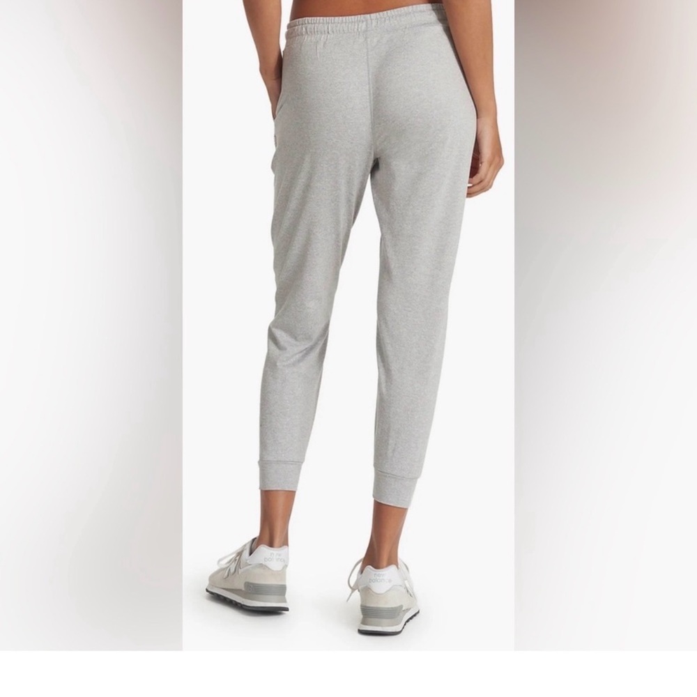 Vuori Women's Performance light heather gray Jogger Pants M - Picture 2 of 2
